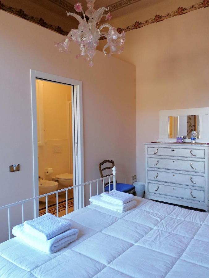 צ'רטאלדו Cosetta Guest House מראה חיצוני תמונה