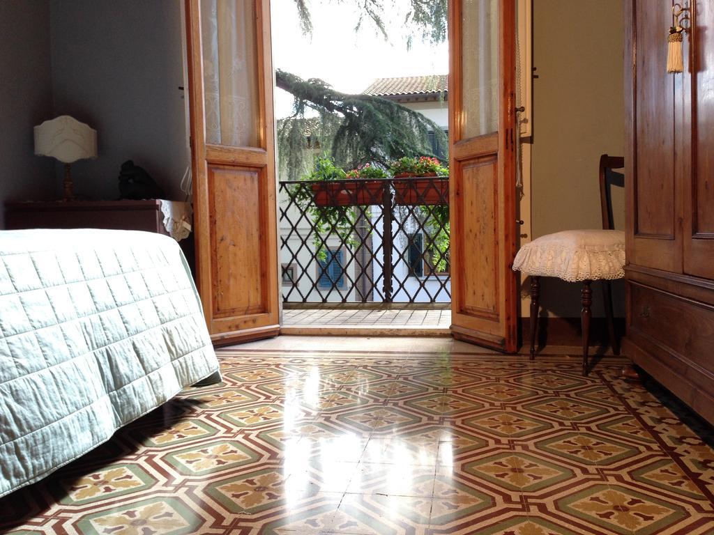 צ'רטאלדו Cosetta Guest House חדר תמונה