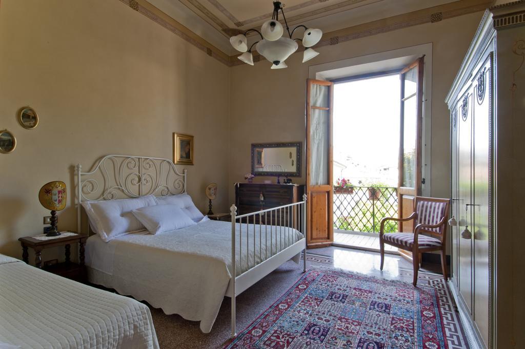צ'רטאלדו Cosetta Guest House מראה חיצוני תמונה